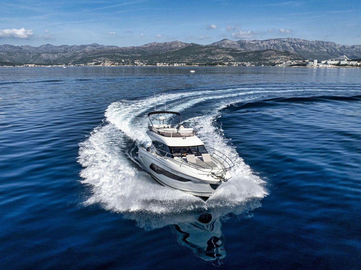 Exterior Prestige 420 image 0
