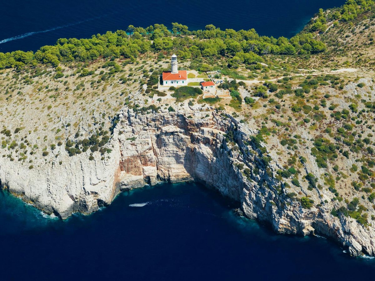 Spectacular Croatian coastline spots inline image 2