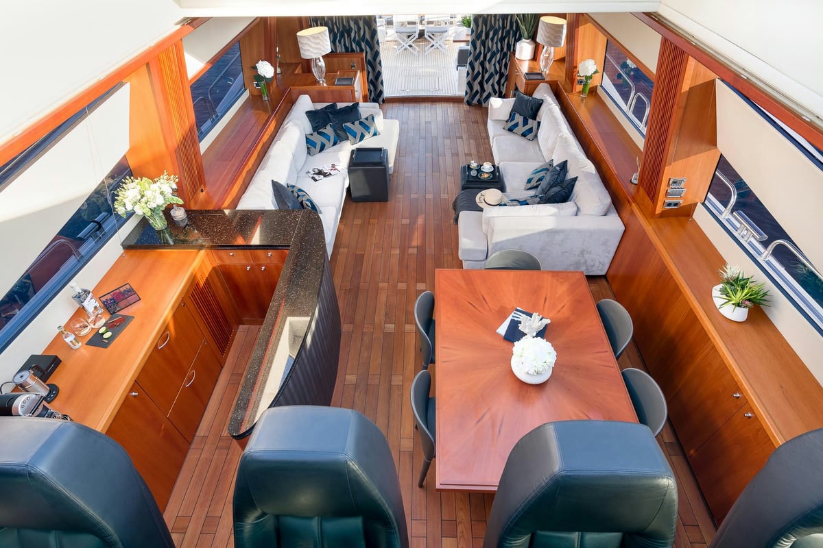 Interior Predator 108 image 27