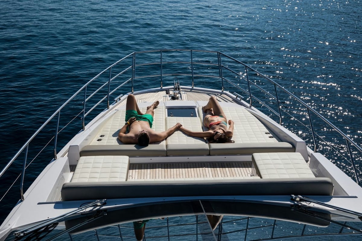 Azimut 66 photo 3
